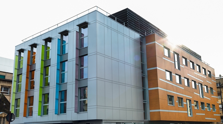 Les nouveaux locaux de l'UMR pathologie et virologie moléculaire de l'hôpital Saint-Louis