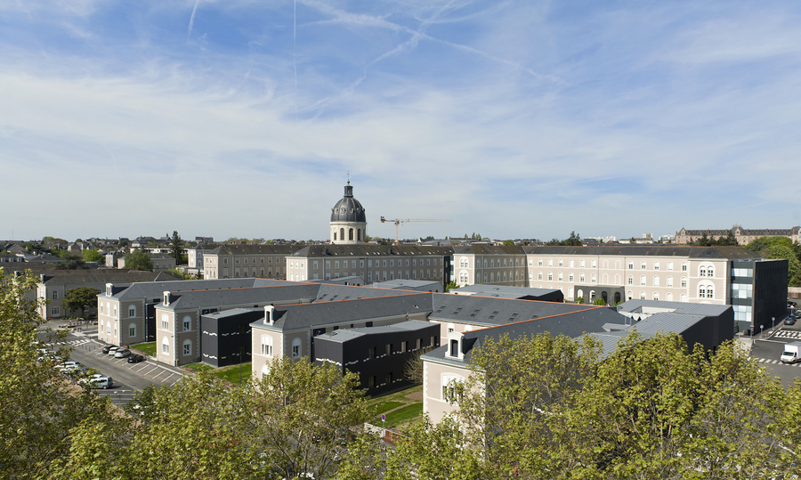 Vue générale de l'Hôtel-Dieu Nord du CHU d'Angers, entièrement reconfiguré pour un coût de 34 M€.