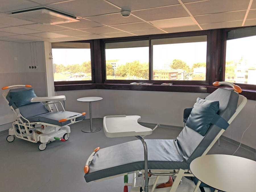 L'un des salons ambulatoires pour les adultes de la Clinique Rive-Gauche à Toulouse (Haute-Garonne).