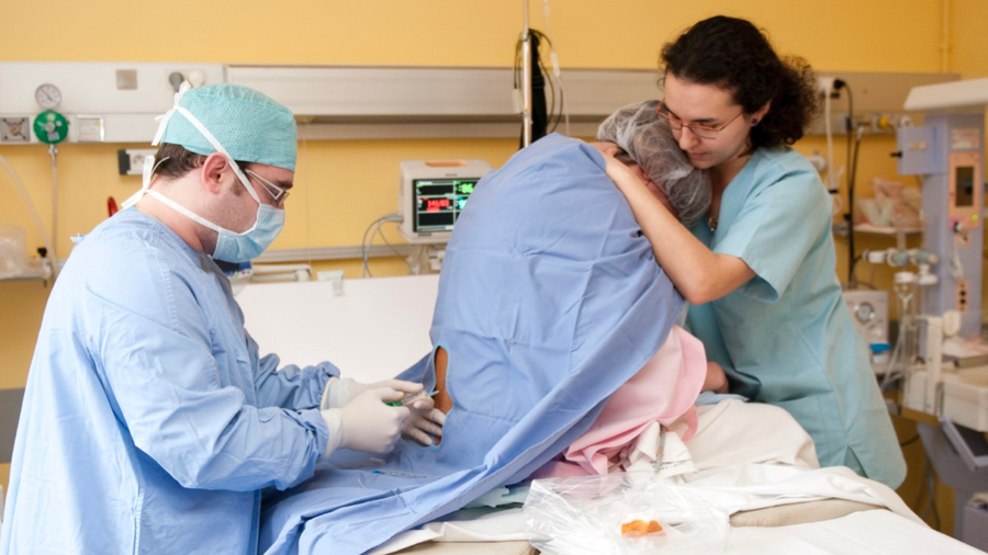 Les anesthésistes-réanimateurs veulent une présence renforcée dans les unités pour garantir la sécurité des soins.