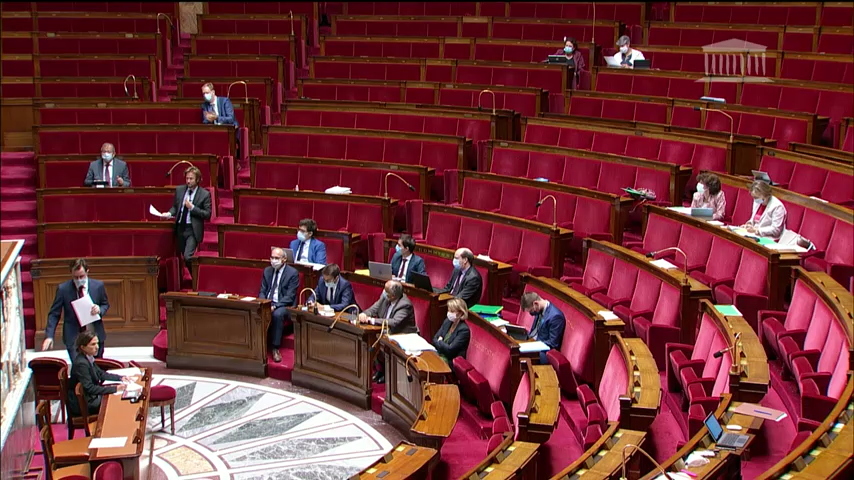 Les députés ont supprimé les modifications apportées par le Sénat à l'occasion de la nouvelle lecture de ce 16 juillet. (Capture d'écran/Assemblée nationale)