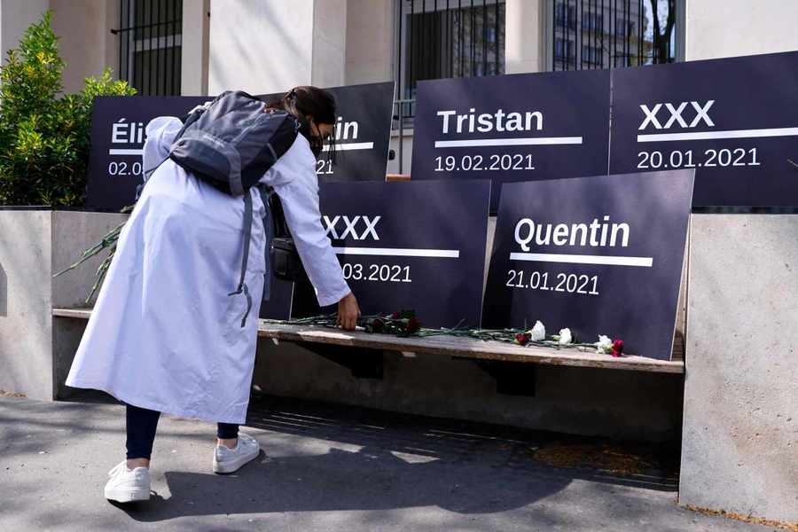 L'Isni a organisé le 17 avril une mobilisation en hommage aux cinq internes qui se sont donné la mort depuis le début de l'année. (Isni) - Droits réservés L'Isni a organisé le 17 avril une mobilisation en hommage aux cinq internes qui se sont donné la mort depuis le début de l'année. (Isni)
