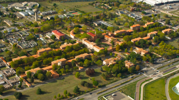 Le parc du CH Gérard-Marchant à Toulouse a une superficie de plus de 40 hectares. (CH Gérard-Marchant)