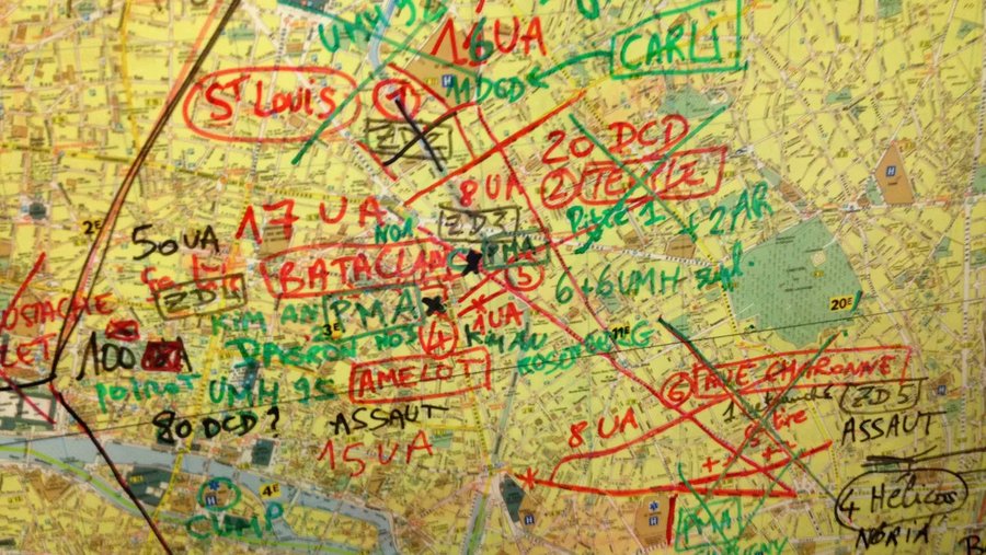 La carte des 10e et 11e arrondissements de Paris établie en salle de crise du Samu la nuit des attentats du 13 novembre 2015. (N. Poirot/Samu Paris)
