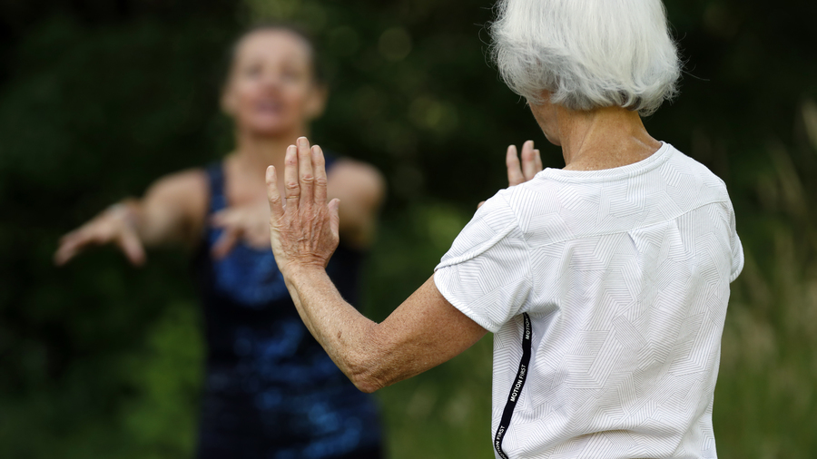 Prevalz proposera des actions dans sept domaines : activité physique adaptée, alimentation, prévention cardiovasculaire, entraînement cognitif, interactions sociales, repérage de la perte d'audition et de la dépression. (Godong/BSIP)