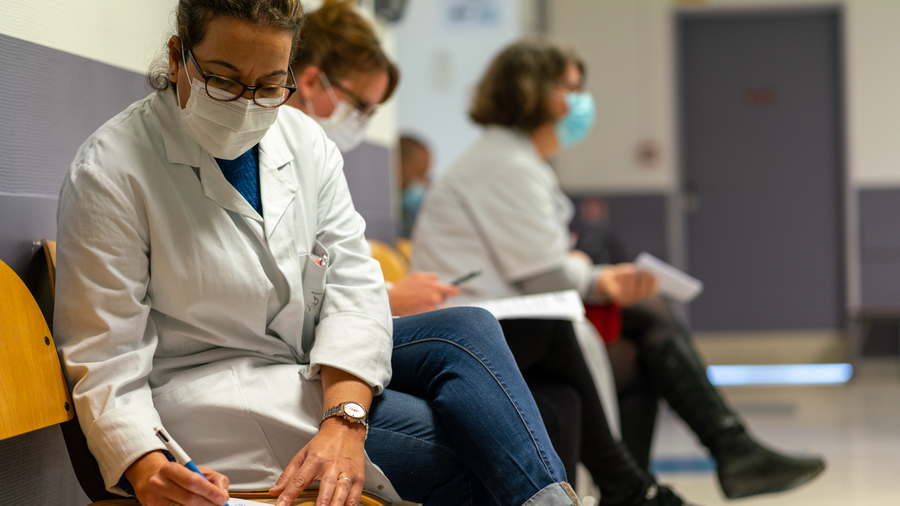 La Drees a mis à jour ses données sur la démographie des professions de santé. (Morcillo/BSIP)
