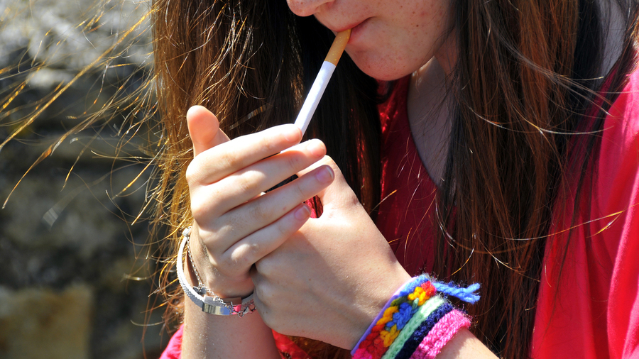 La diminution de la consommation de tabac des jeunes de 15 ans fera partie des indicateurs de pertinence de la stratégie. (Houin/BSIP)