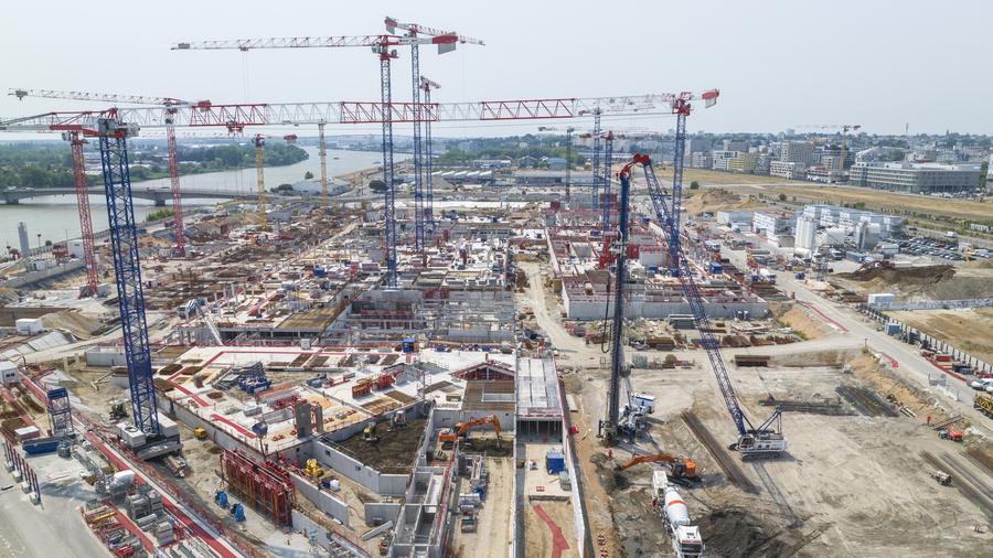 Le nouvel hôpital nécessite la construction de treize bâtiments sur un terrain de 10,1 hectares. (Julien Gazeau/YLHOS)