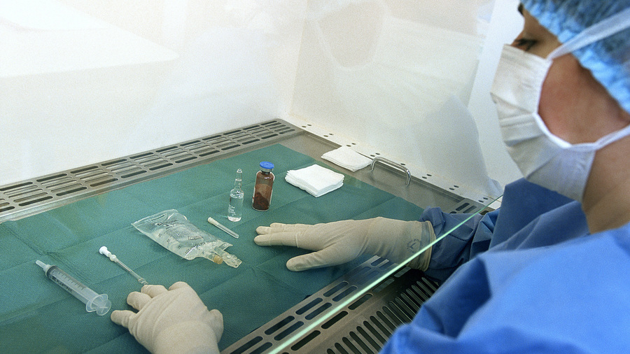 Dans son recours hiérarchique, le Conseil national de l'ordre des pharmaciens rappelle qu'il est la seule autorité compétente pour apprécier l'habilitation du pharmacien à exercer au regard des conditions réglementaires d'exercice.  (Edwige/BSIP)