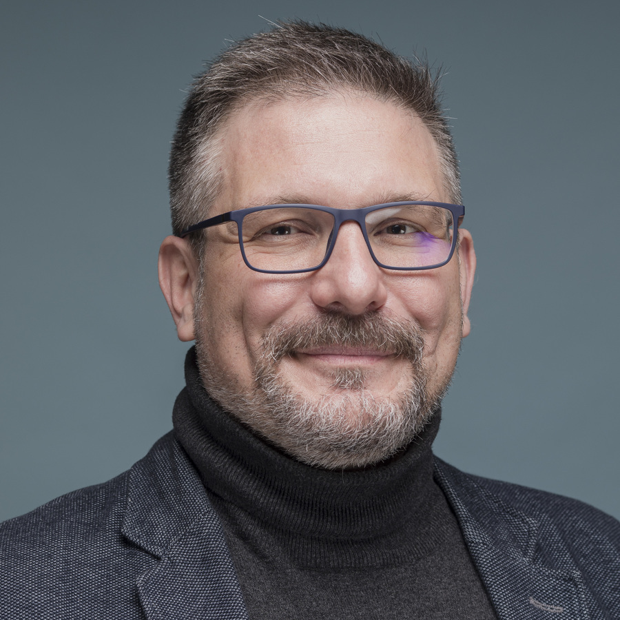 Le Dr Bertrand Pourroy préside la Société française de pharmacie