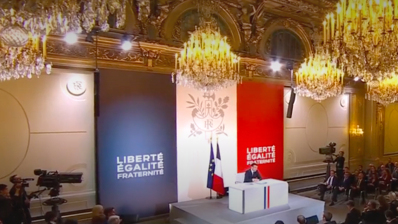 Dans le cadre de son "rendez-vous avec la Nation", le président de la République a répondu durant 2h20 aux questions des journalistes. (Capture d'écran conférence de presse/Élysée)