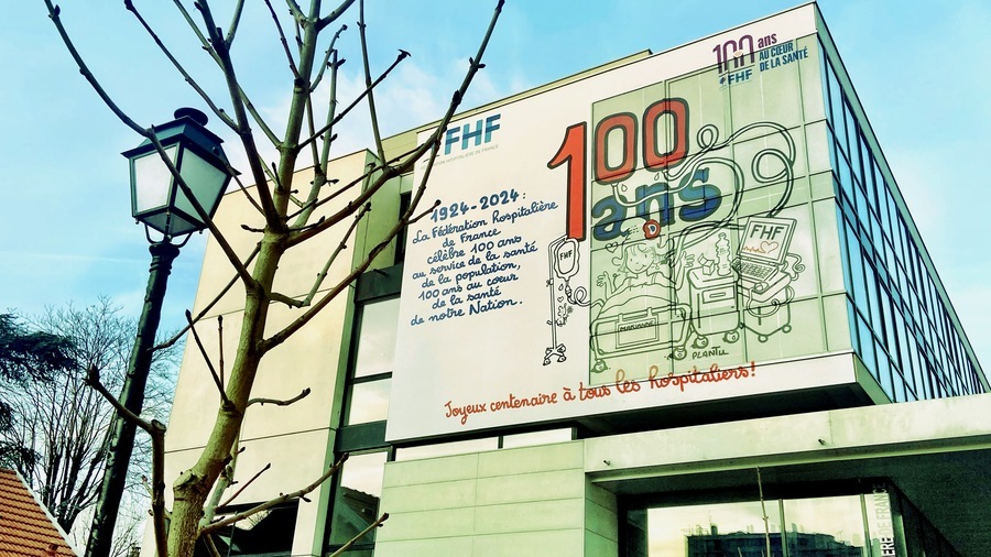 Côté festivités, la FHF célèbre son centenaire par une fresque signée du dessinateur Plantu sur la façade de son siège parisien. Côté budgétaire, les réjouissances des hospitaliers s'annoncent nettement plus froides, teintées de fortes inquiétudes sur le devenir des hôpitaux publics.
(Thomas Quéguiner/Hospimedia)