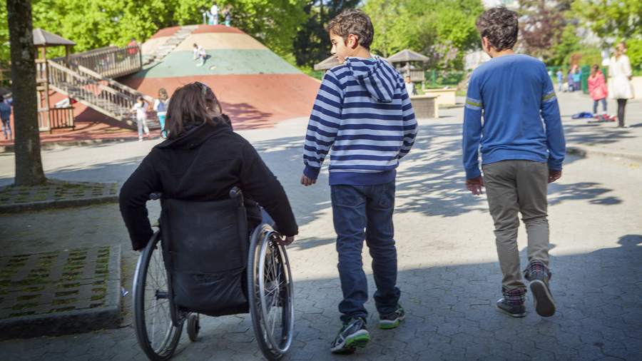 Le fonctionnement en dispositif va faciliter le passage aux différentes modalités d'accompagnement de l'enfant et du jeune en situation de handicap. (Amélie Benoist/Image Point FR/BSIP)