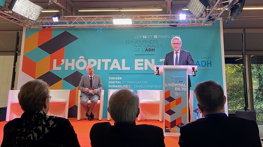 En ouverture des journées de l'ADH, Frédéric Valletoux a mis en exergue le rôle pivot joué par les directeurs d'hôpital, des professionnels de l'ombre en tout point "essentiels au bon fonctionnement" du système de santé. (Thomas Quéguiner/Hospimedia)