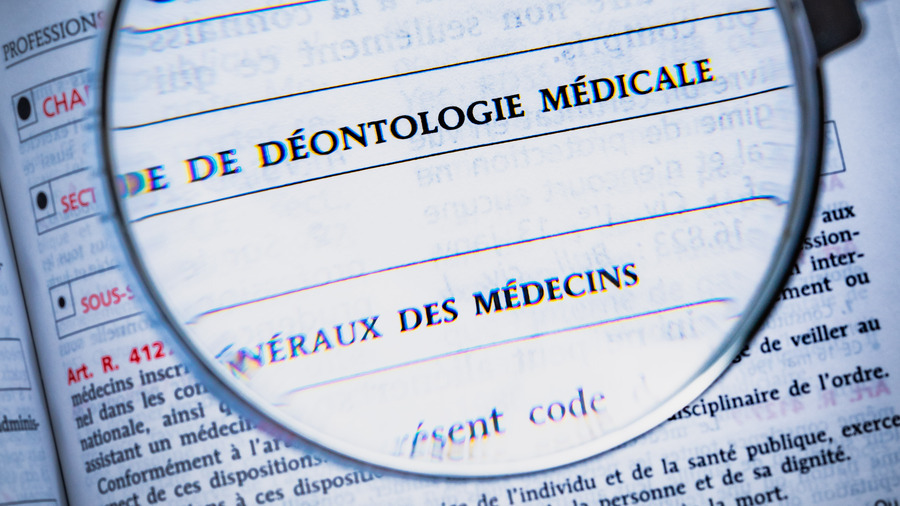 Le Cnom a engagé fin 2023 des travaux "majeurs" de mise à jour de son code de déontologie médicale. (Voisin/Phanie)