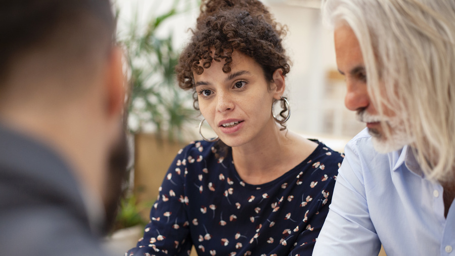 Le projet Epop tente de lever les difficultés juridiques qui peuvent être des obstacles au développement de la pair-intervention. (Altopress/Photoalto/BSIP).