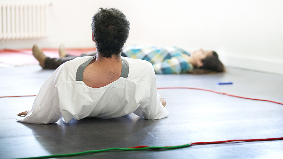 Les séances de psychomotricité s'inscrivent dans le parcours de santé, de l'enfance au grand âge. (Amélie Benoist/Image Point FR/BSIP)