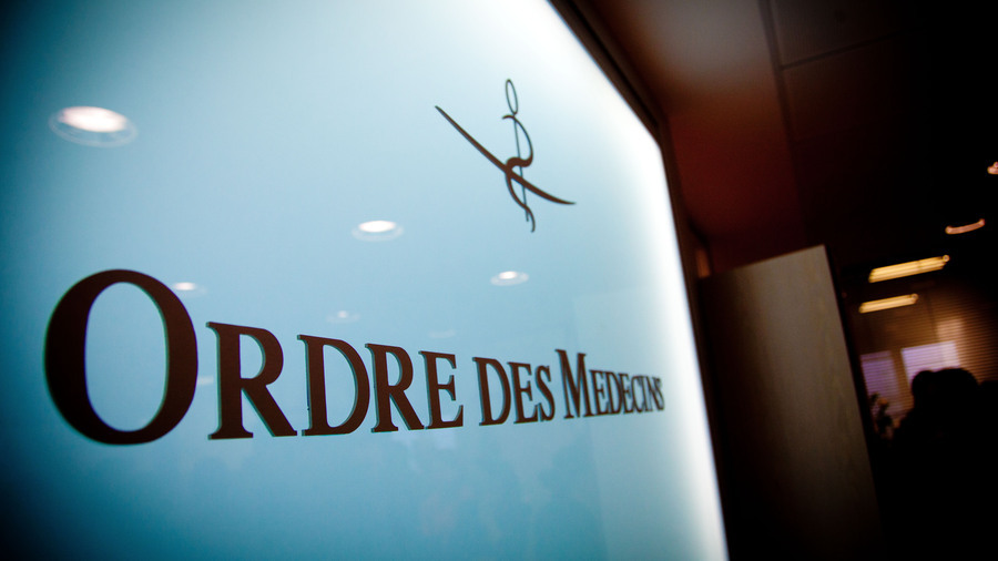 La décision de l'ARS a été prise à la suite d'une saisine par le Conseil national de l'ordre des médecins. (Garo/Phanie)