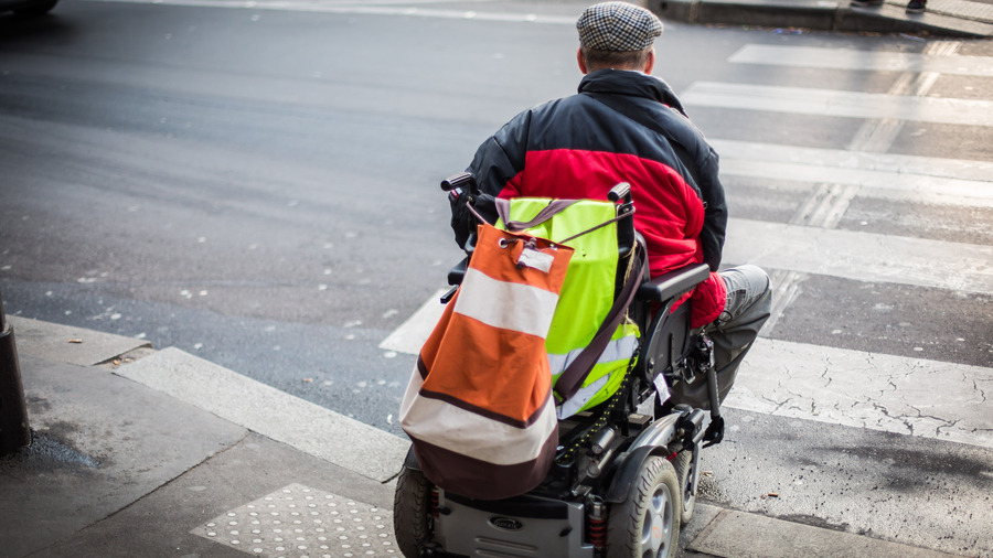 La dernière mouture du projet prévoit un remboursement intégral par l'Assurance maladie des fauteuils spécifiques, précise l'entourage du ministre. (Garo/Phanie)