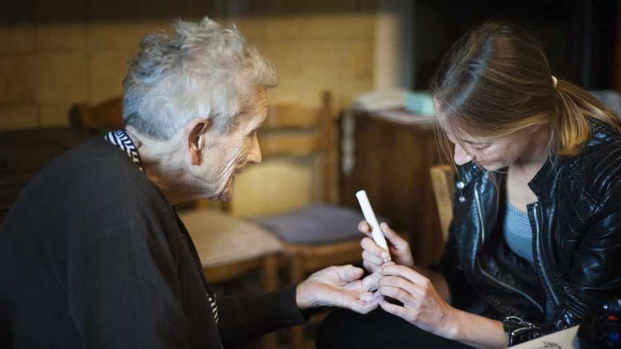 Avec le nouveau modèle, ce qui tire vers le haut le financement des services ce sont les prises en charge plus lourdes, explique la CNSA. (Amélie Benoist/Image Point FR/BSIP)