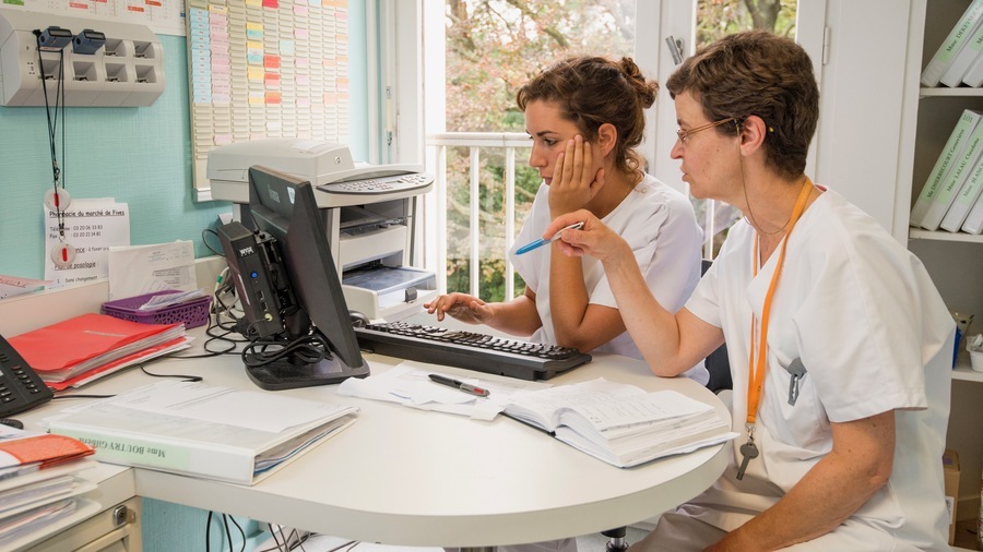 Les pilotes médico-sociaux déclarent un taux de qualification à l'identité national de santé de 95%. (Astier/BSIP)