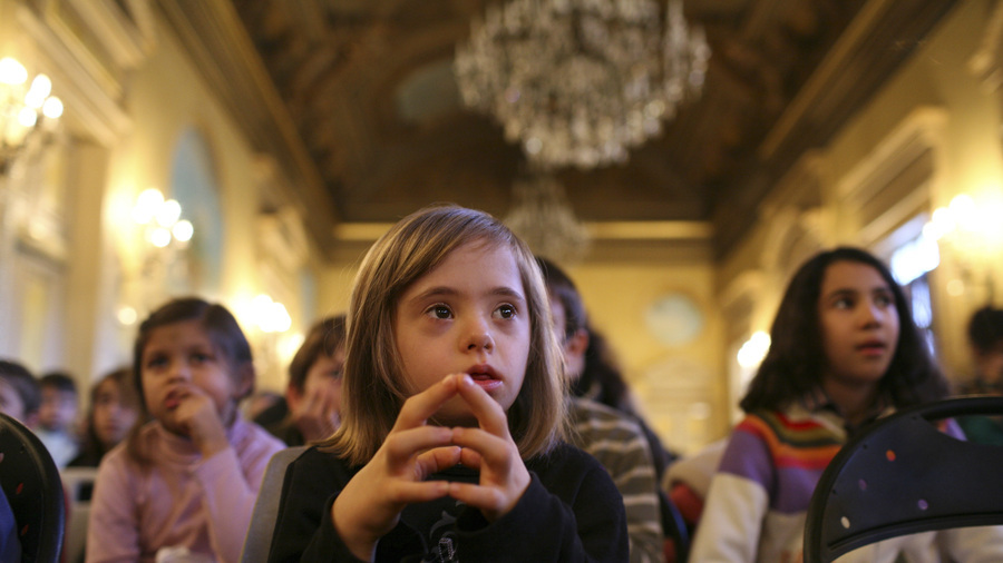 Dans un rapport, deux députés listent des propositions pour un meilleur accès à la culture pour les personnes en situation de handicap. Parmi elles : intégrer l'accès à la culture dans les projets d'établissement. (BL/BSIP)