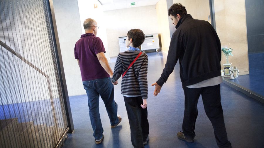 La défenseure des droits pointe le manque de dispositifs adaptés aux enfants protégés en situation de handicap. (Amélie Benoist/Image Point FR/BSIP)