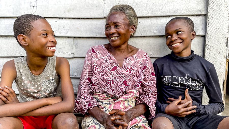 À Mayotte, la prise en charge des personnes en perte d'autonomie repose surtout sur la solidarité familiale. (Godon/BSIP)