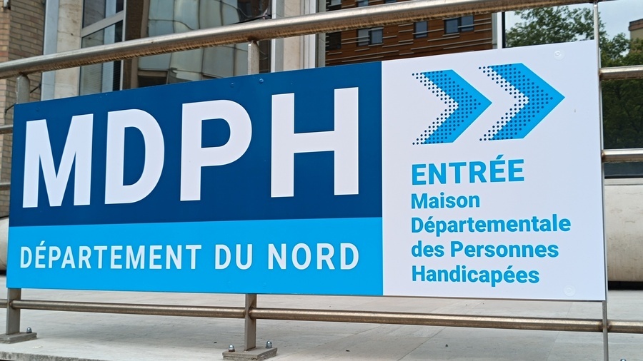 Pour les usagers, les délais sont trop longs et les réponses trop administratives. (Emmanuelle Deleplace/Hospimedia)