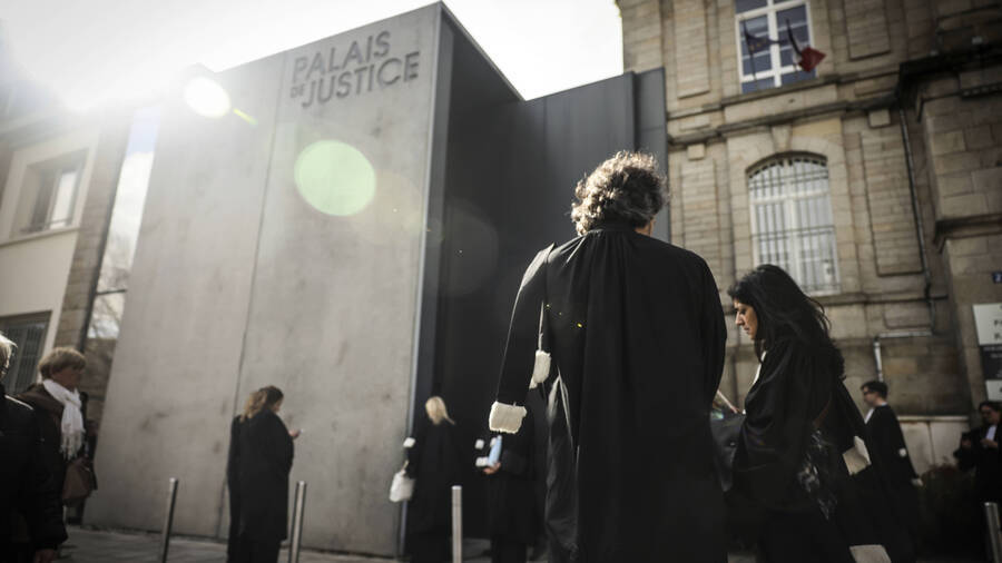 Le verdict du procès Joël Le Scouarnec est attendu pour le 28 mai prochain. (Thomas Padilla/AP/SIPA)