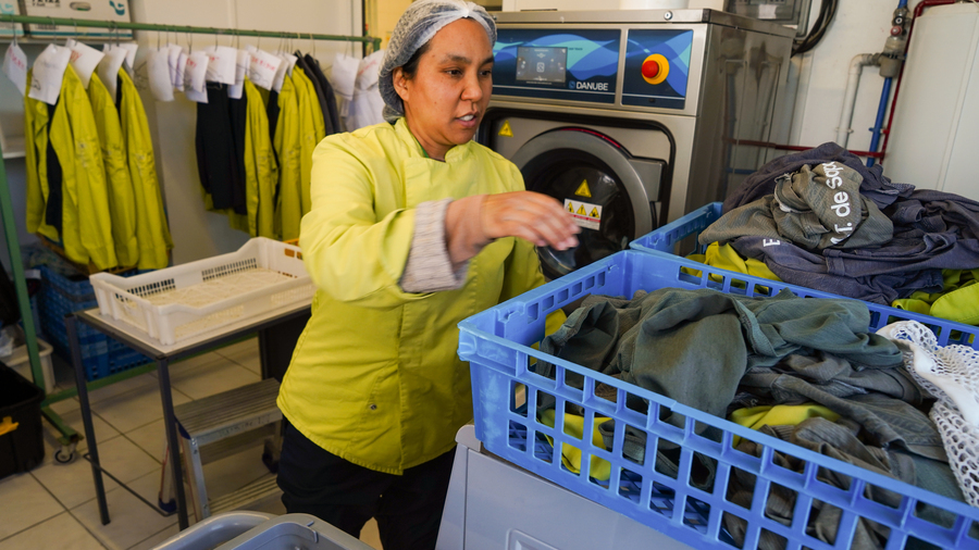 À l'instar du secteur protégé français, les centres spéciaux pour l'emploi espagnols peuvent rencontrer des difficultés pour parvenir à intégrer leurs travailleurs en milieu ordinaire de travail. (Tremelet/Image Point FR/BSIP)