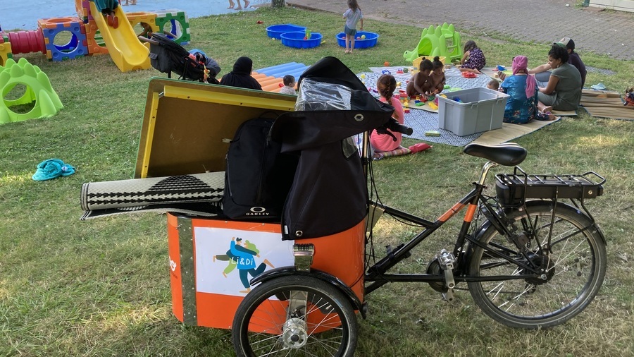Les professionnelles de Li&Di déploient leurs activités ludiques, prétextes à travailler les compétences psychosociales des enfants, dans tous les lieux de socialisation. (Élisabeth Cérat Lagana)
