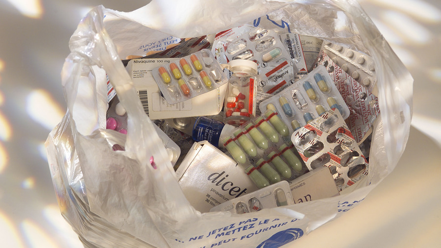 Les médicaments périmés représentent plus d'un tiers des médicaments éliminés en volume selon une étude du C2DS et du Resomedit (Chassenet/BSIP)