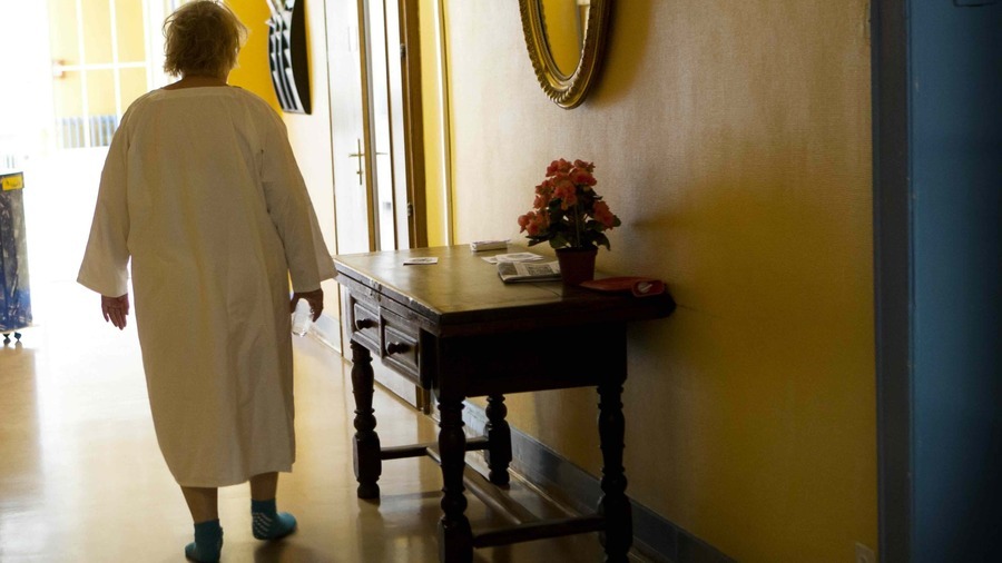 La défense des droits fondamentaux des personnes âgées appelle à lever le tabou sur les féminicides que subissent les séniors. (Amélie Benoist/Image Point FR/BSIP)