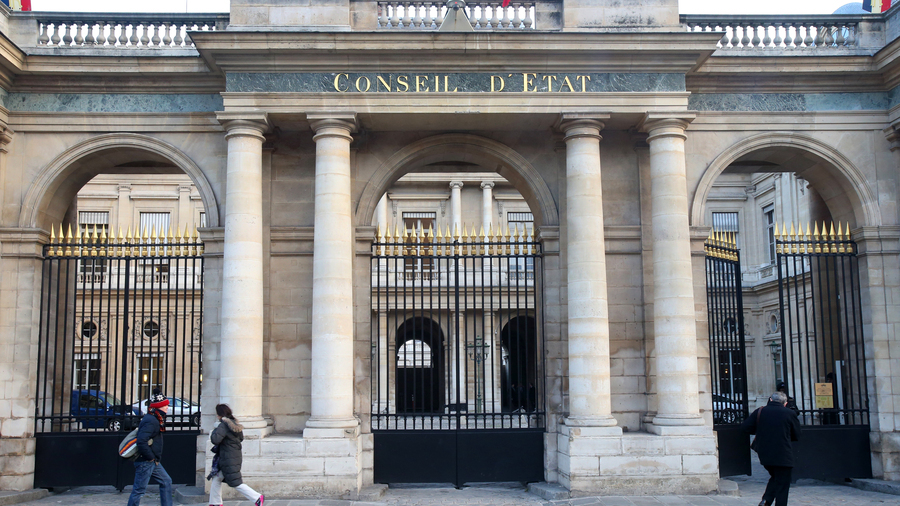 Le Conseil d'État estime que l'État s'est préparé dès 2024 au risque d'émergence d'un agent respiratoire hautement pathogène et qu'une communication et des mesures adaptées à la situation ont été prises. (Godong/BSIP)