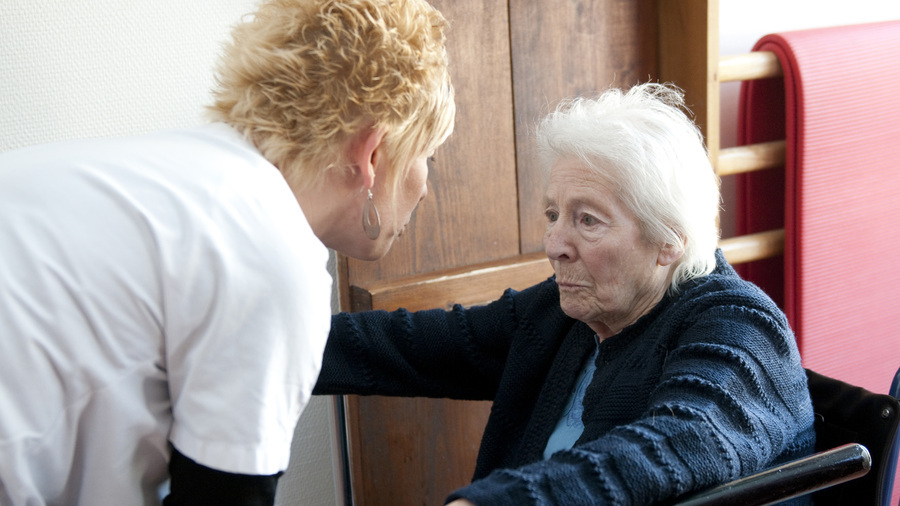 Une augmentation des séniors dans les zones urbaines est attendue. (Raguet H./BSIP)