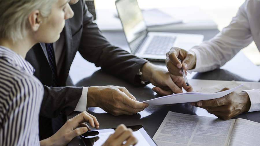 Pour la nouvelle mandature, un projet de décret a été élaboré afin d'élargir la composition de la CNS. (Altopress/Photoalto/BSIP)