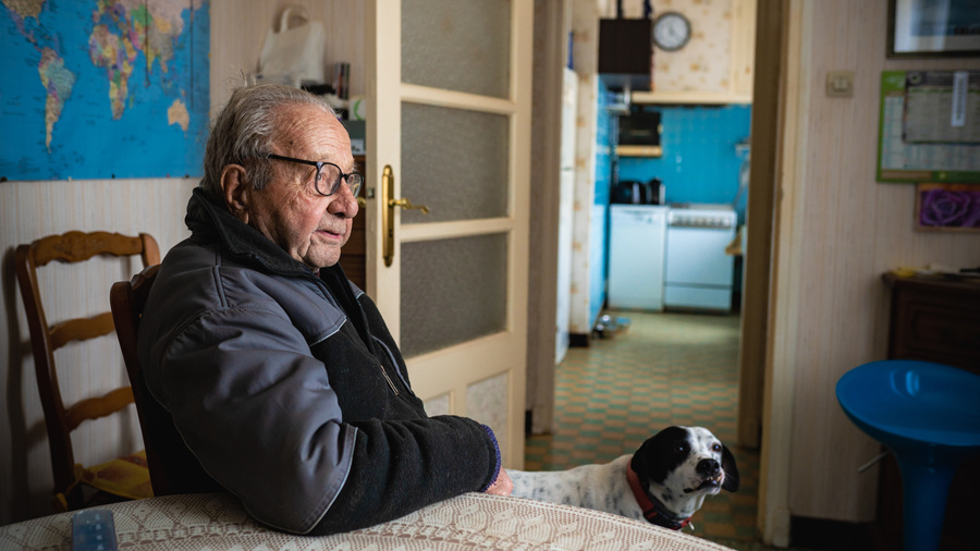 Une étude menée auprès de 274 CCAS et CIAS révèle une augmentation des publics fragiles avec une demande qui ne faiblit pas. (Morcillo/BSIP)